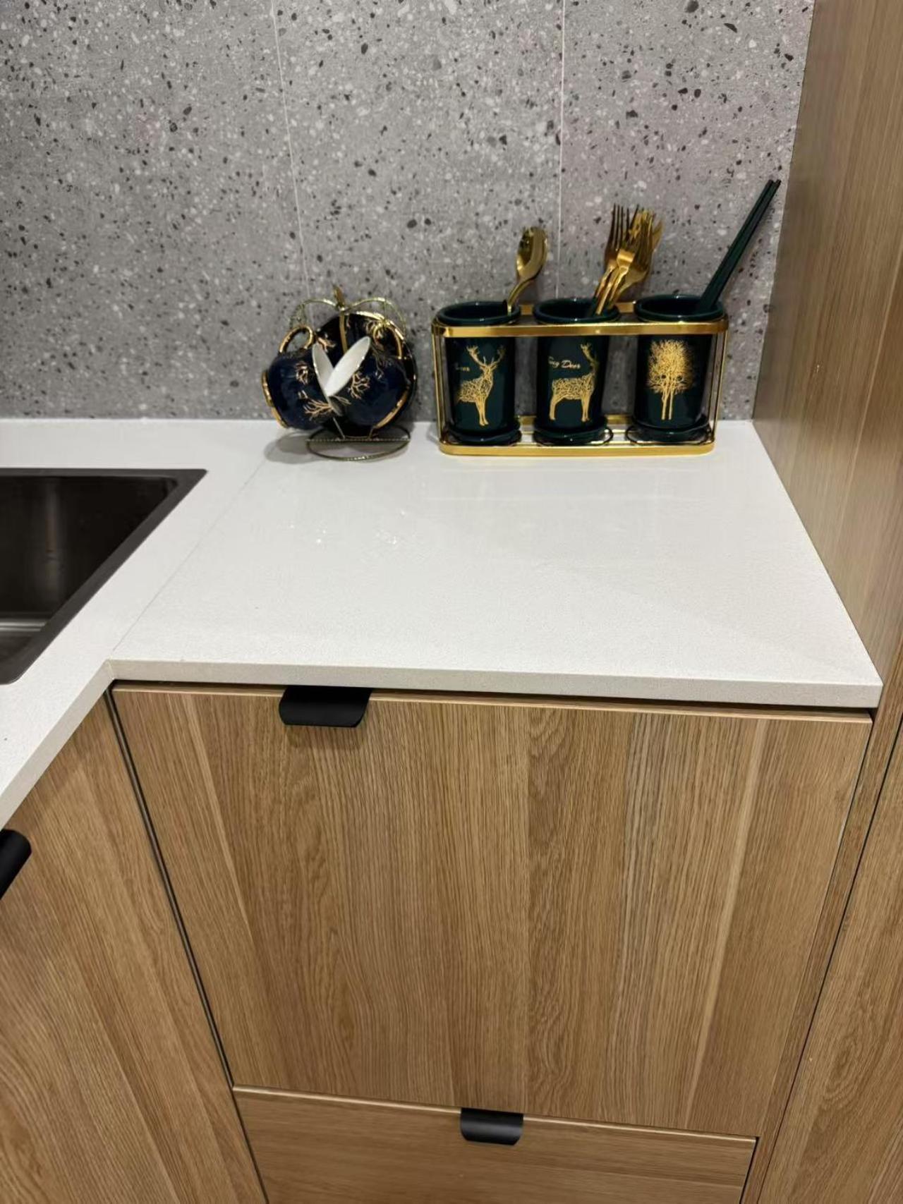 Oak Haven Apartment